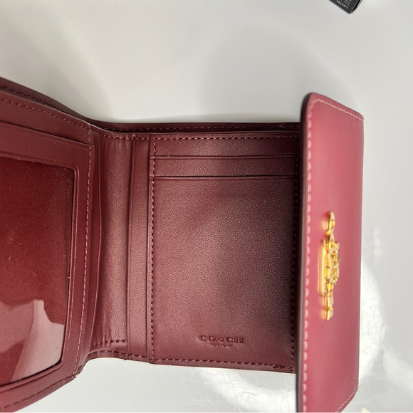 Coach mini tri fold wallet - Picture 3 of 3